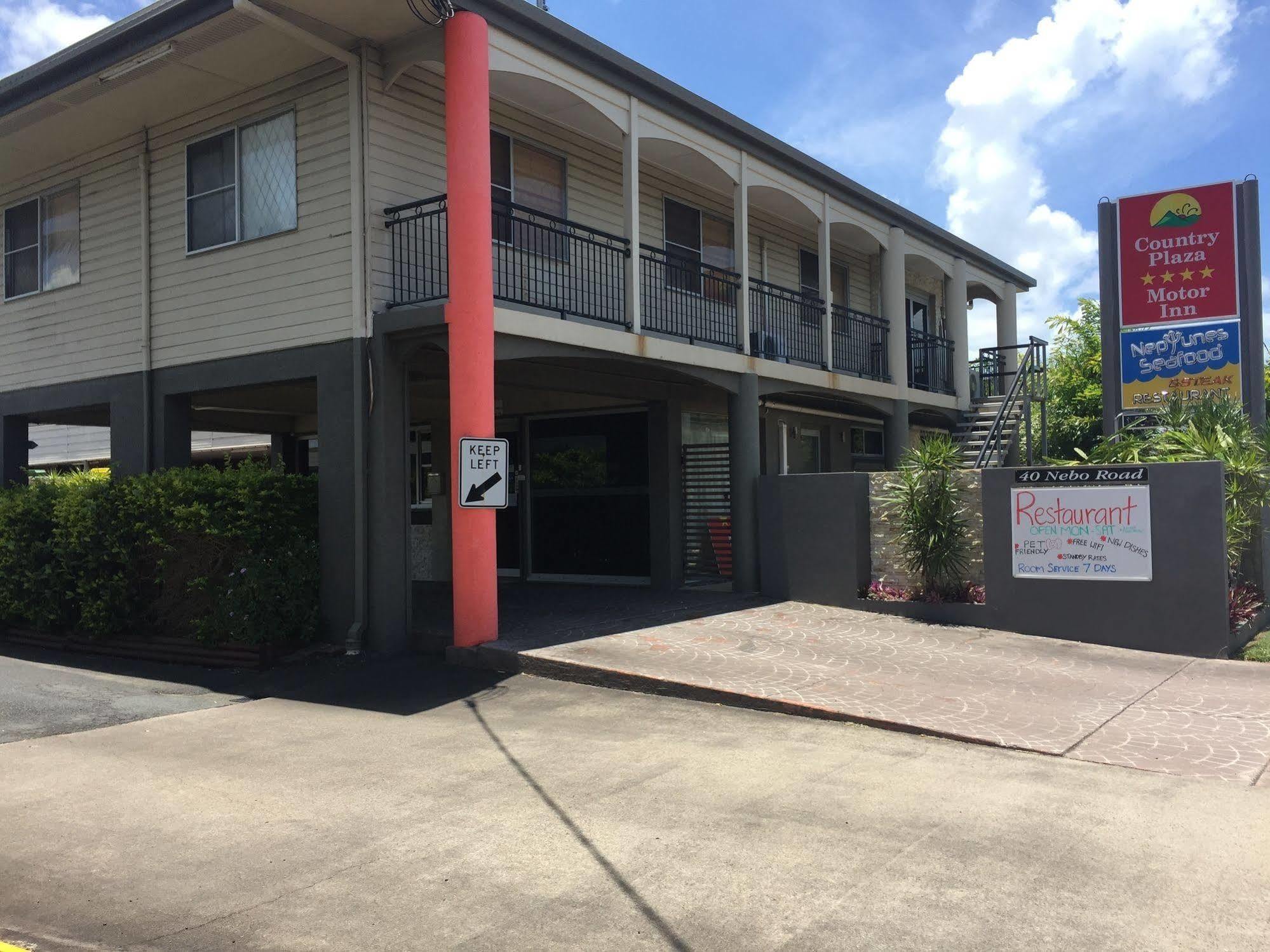 Country Plaza Motor Inn Mackay Exteriér fotografie